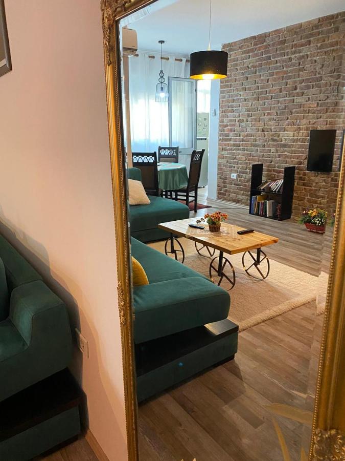 Ultra Apartments 'New Baazar' ティラナ エクステリア 写真